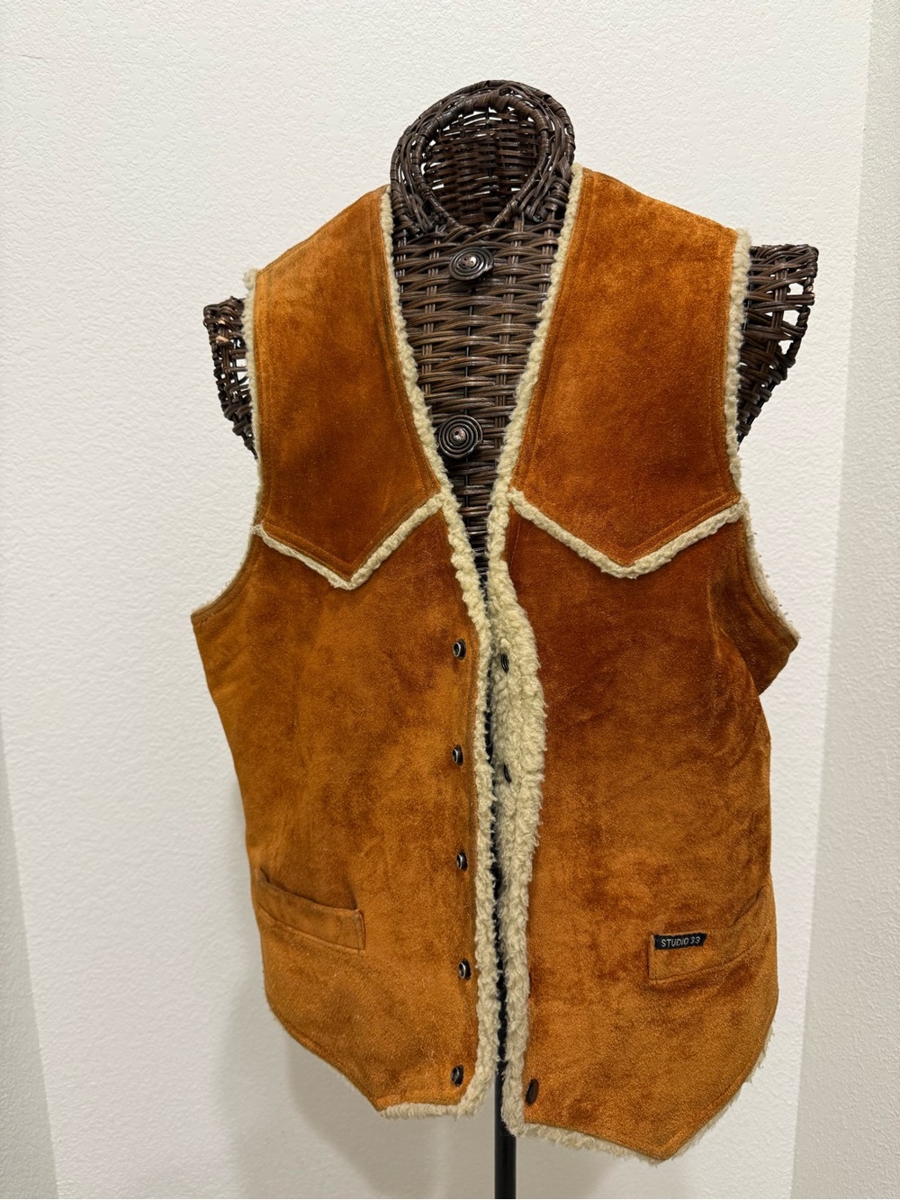 Vintage 70s Studio 33 Suede Sherpa Vest L